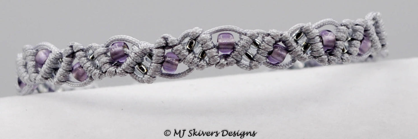 Macrame Wispy Bracelet - Silvery Grey