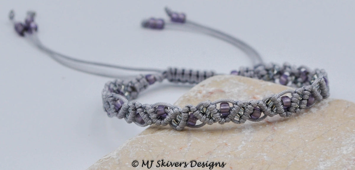 Macrame Wispy Bracelet - Silvery Grey
