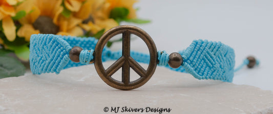 Peace Sign Macrame Bracelet - Turquoise