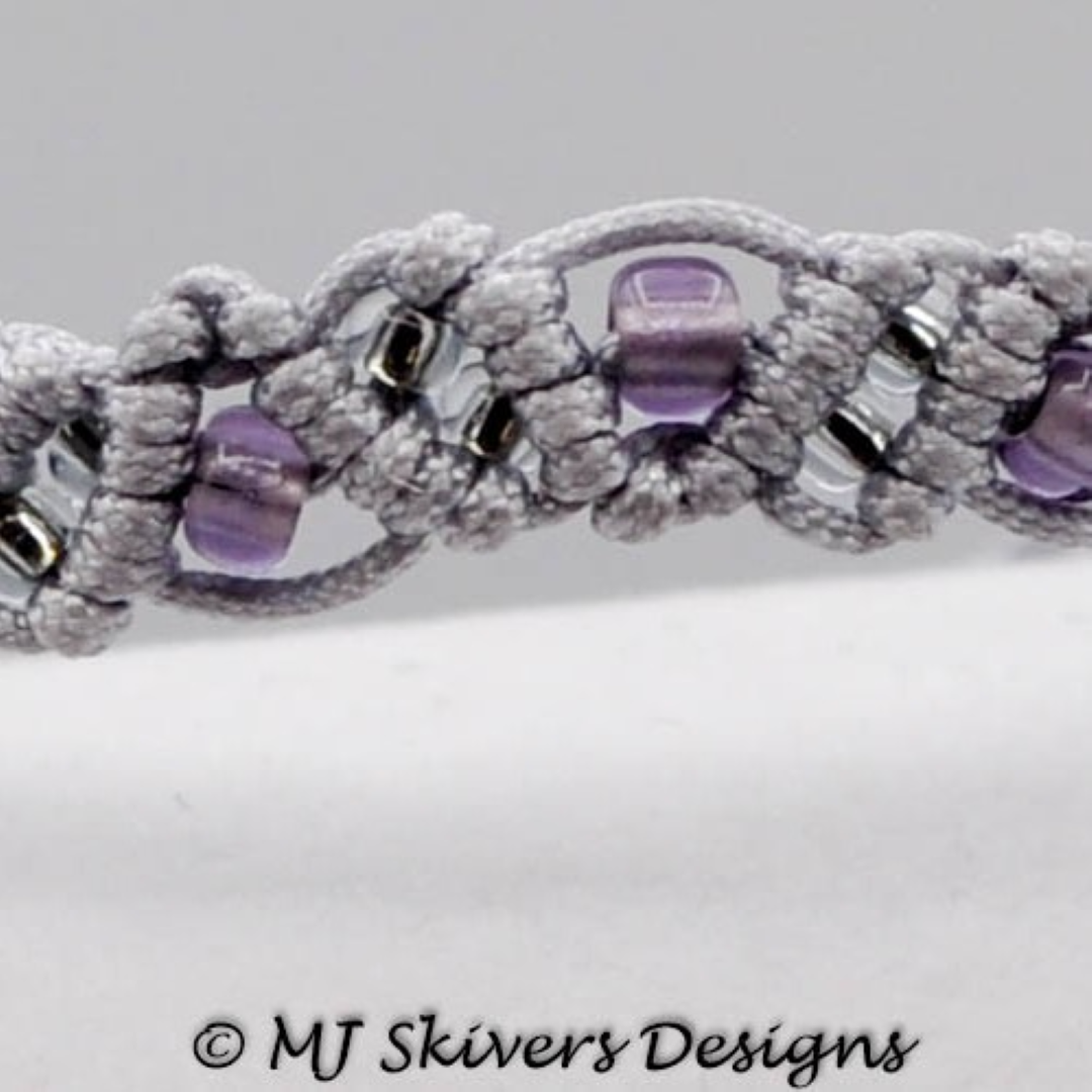Macrame Wispy Bracelet - Silvery Grey