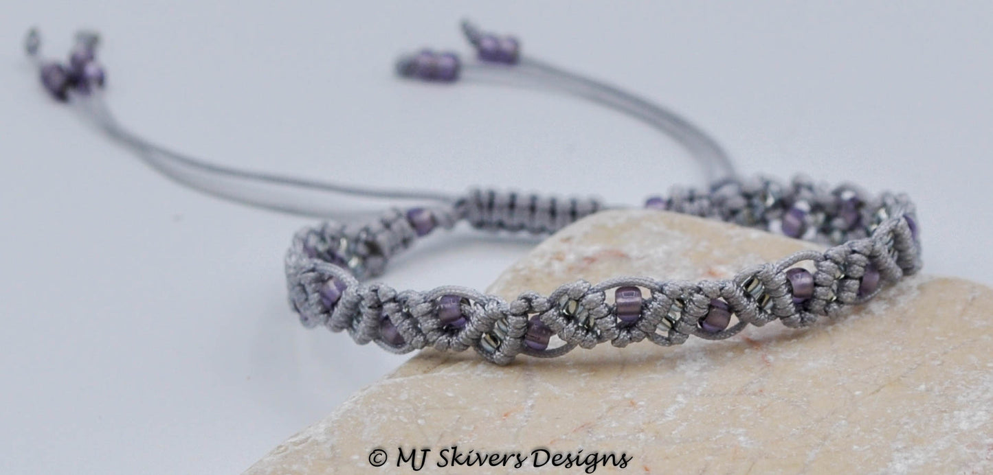 Macrame Wispy Bracelet - Silvery Grey