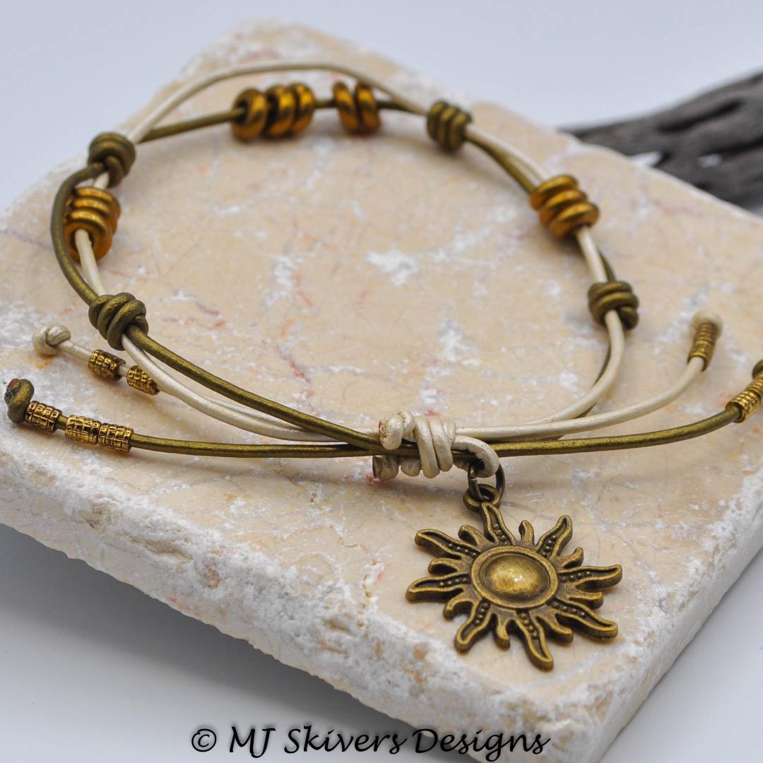 Two-tone Barrel Knot Leather Bracelet
