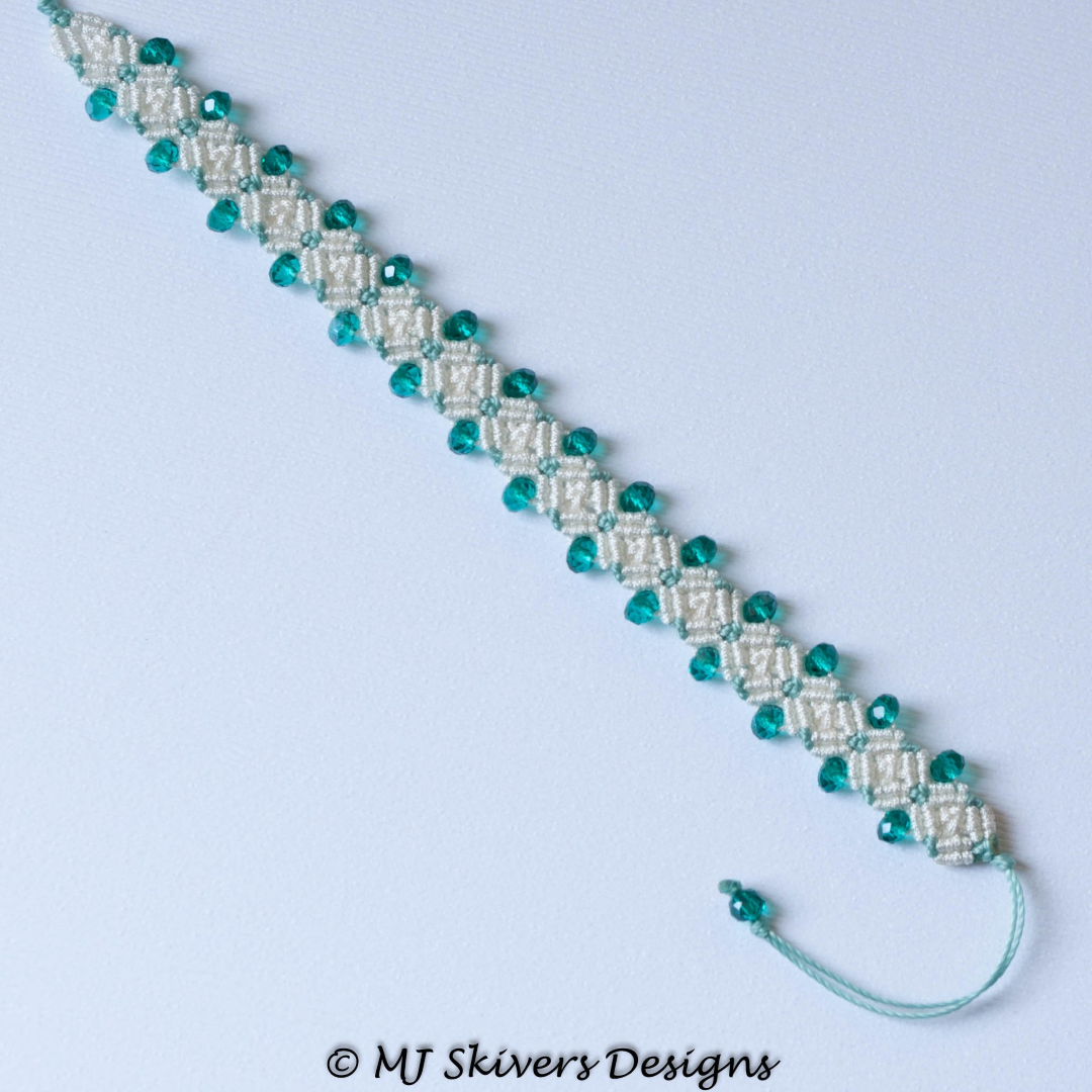 Macrame Rhombus Crystal Bracelet - White and Teal