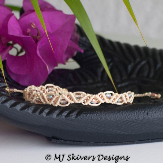 Macrame Wispy Bracelet - Pale Yellow