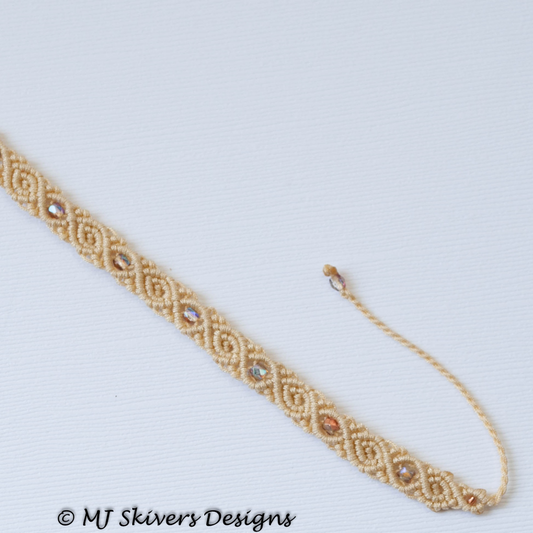 Micro Macrame Walnut Bracelet - Champagne