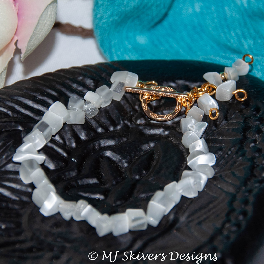 Cats Eye Chunk Toggle Bracelet - White & Brass