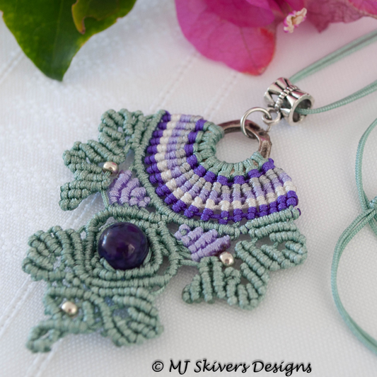 Macrame Pendant Necklace - Amethyst