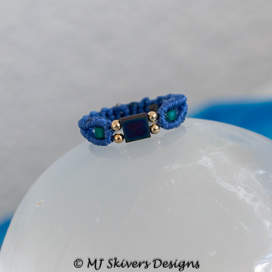 Minimalistic Macrame Ring - Purple & Teal